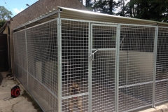 16x8ft dog pen with roof system