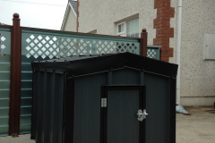 Large Kennel
