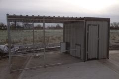 Walk In custom Kennel and dog pen